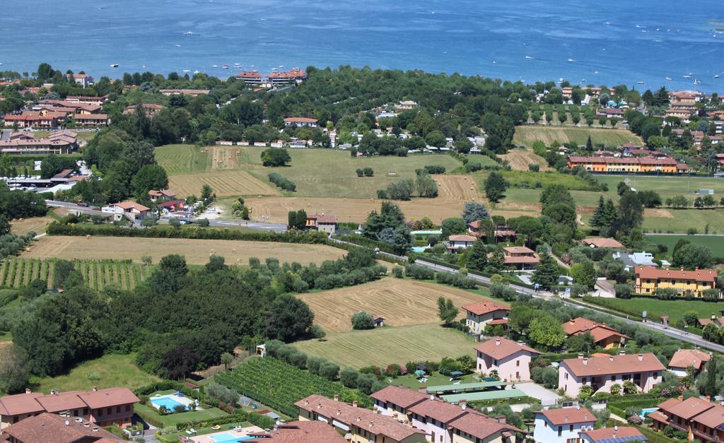 Corte Degli Olivi Appartamenti Manerba del Garda Exterior foto